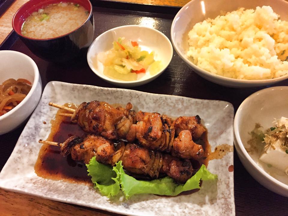 パタヤ日本料理・大阪(おおさか)焼き鳥セット